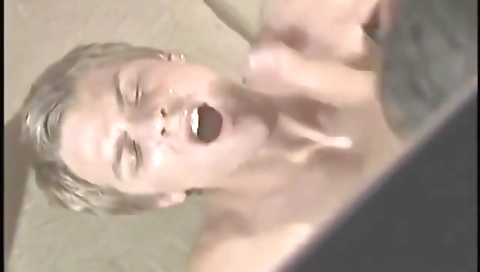 Sexy blond with a sexy ass in thousa