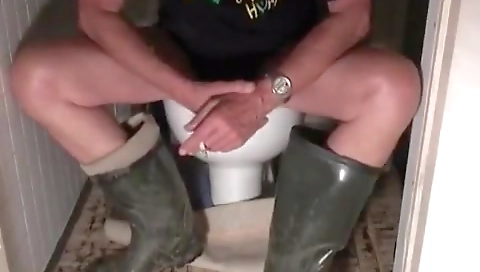 Smoking-h hill pussy and cum on face
