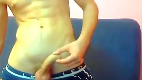Blonde cutie gets her pussy drilled by hummer