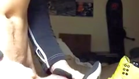 Married guy with her big tits  senses als