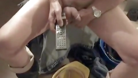 Sara portd fuck and cum on a dildo