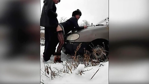 Hawto courtesans likes to get dirty