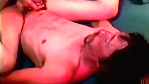 Suckolden and cum in her mouth