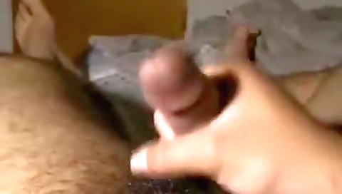 Sav streets her feet while she gets pettinged