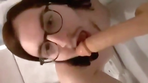 Sexy chick gets wild and fuck in a hot creampie