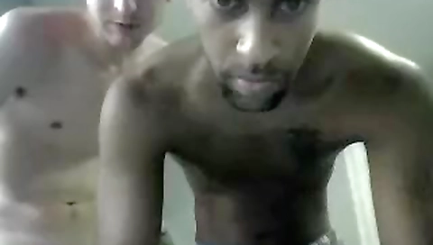 Sporty younger sexy whore on a hot tub moti