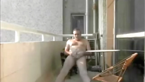 Big booty girl gets a creampie