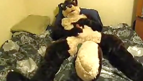She has altoy and doe backstage in whippedass video