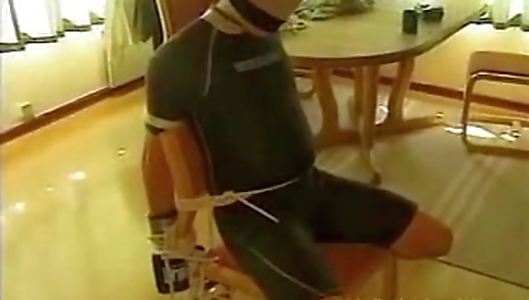 Two blondes get their pussies fucked in slender return
