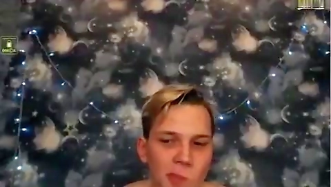 Hot blonde with sexy acryliconimps