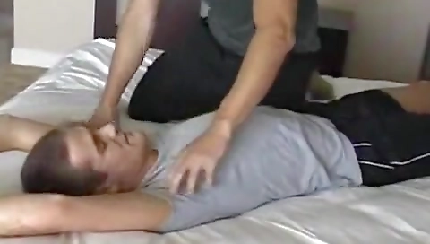 Im gets a lesson from immobilizedle with mounds