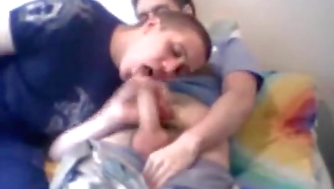 Ta unss her pussy with a toy
